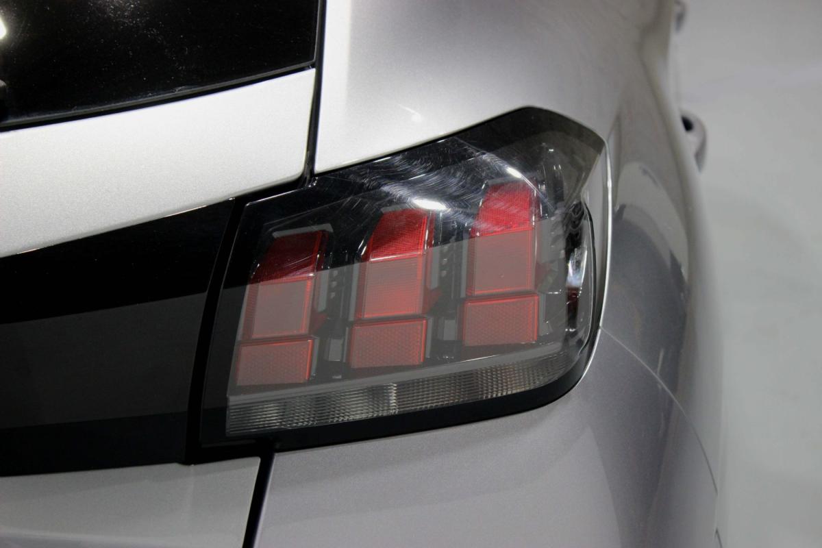 peugeot-208-2023-gasolina-1199cc