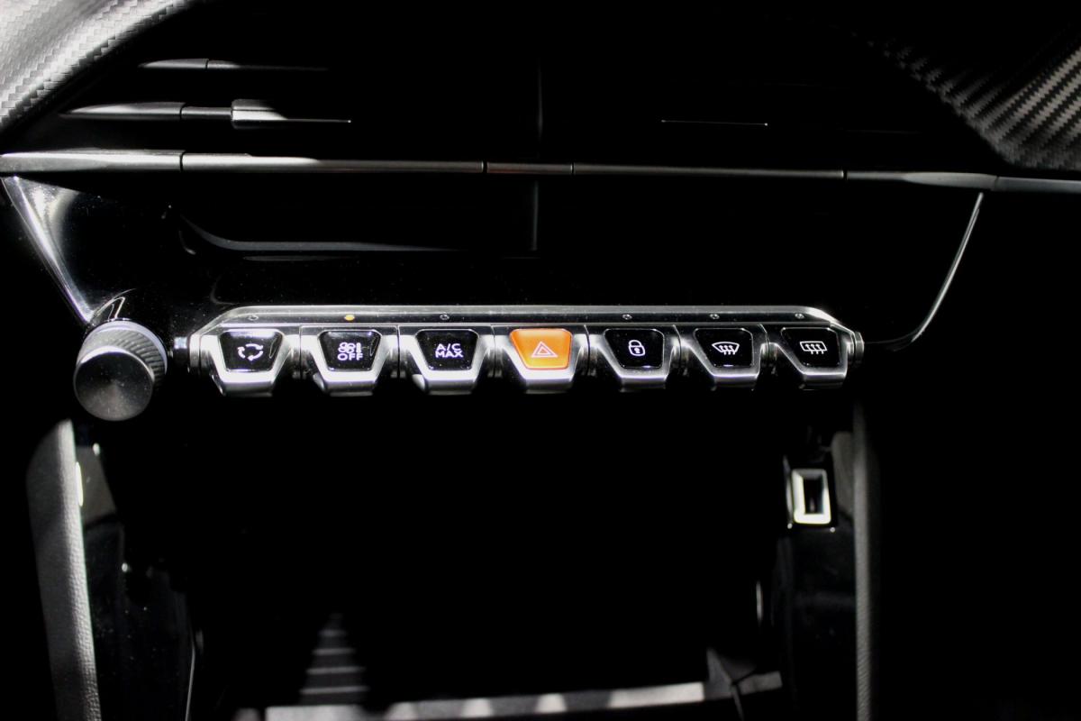 peugeot-208-2023-gasolina-1199cc