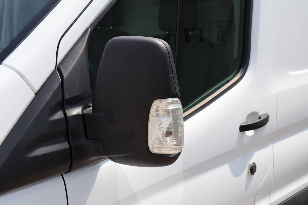 ford-transit-2024-diesel-1995cc