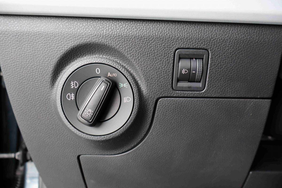 seat-arona-2023-gasolina-999cc