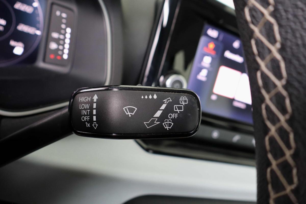 seat-arona-2023-gasolina-999cc
