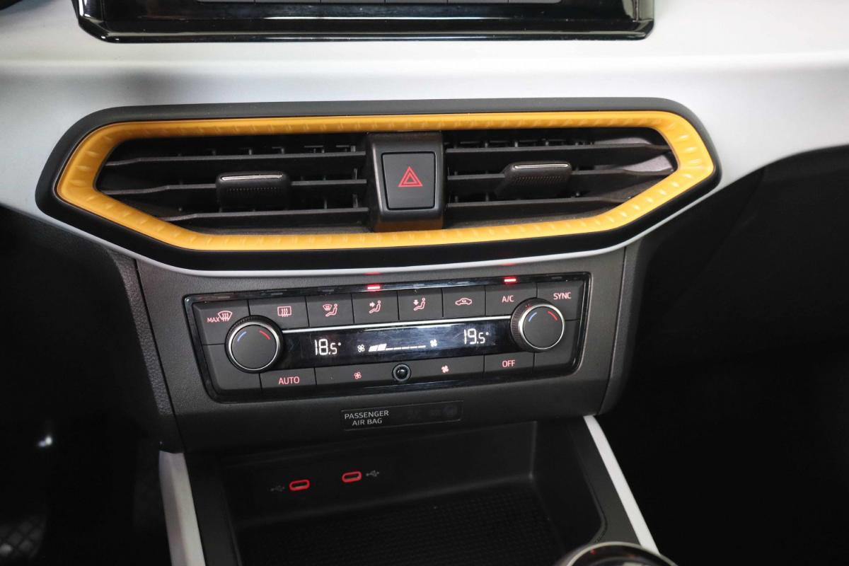 seat-arona-2023-gasolina-999cc