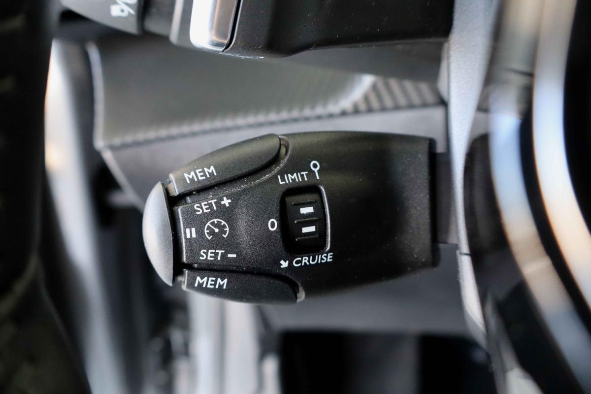 peugeot-208-2024-gasolina-1199cc