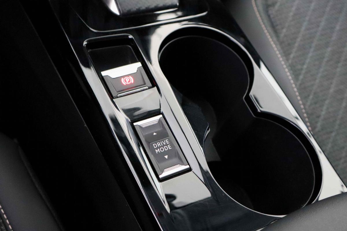 peugeot-208-2024-gasolina-1199cc