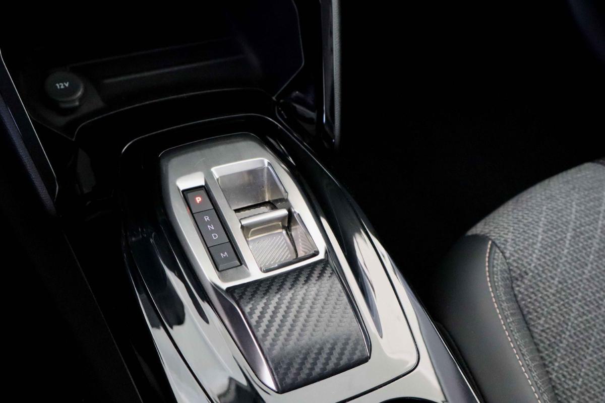 peugeot-208-2024-gasolina-1199cc