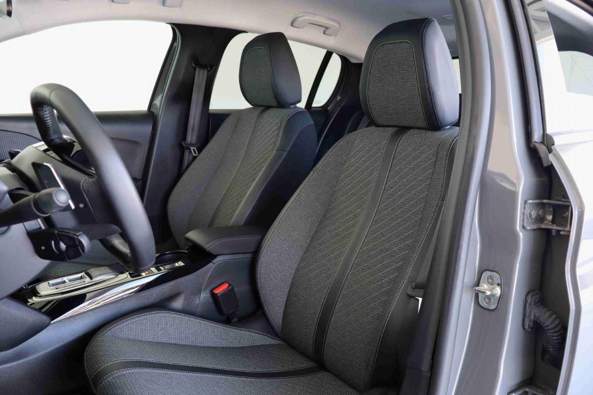peugeot-208-2024-gasolina-1199cc