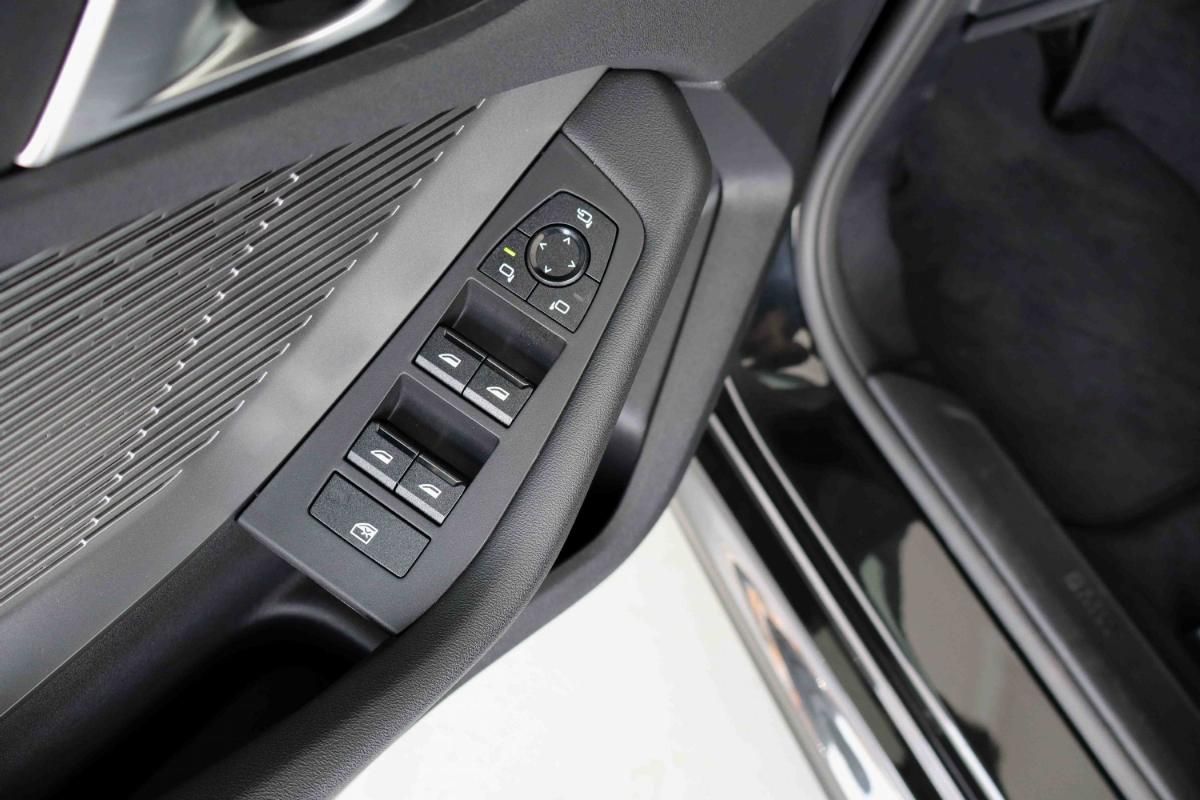 bmw-serie-1-2026-gasolina-1499cc