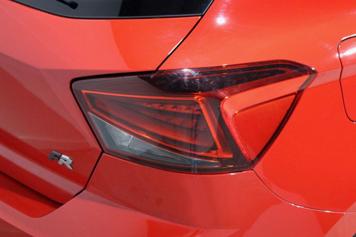 seat-ibiza-2023-gasolina-999cc