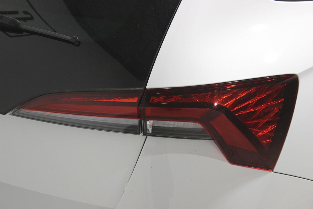 skoda-scala-2024-gasolina-999cc