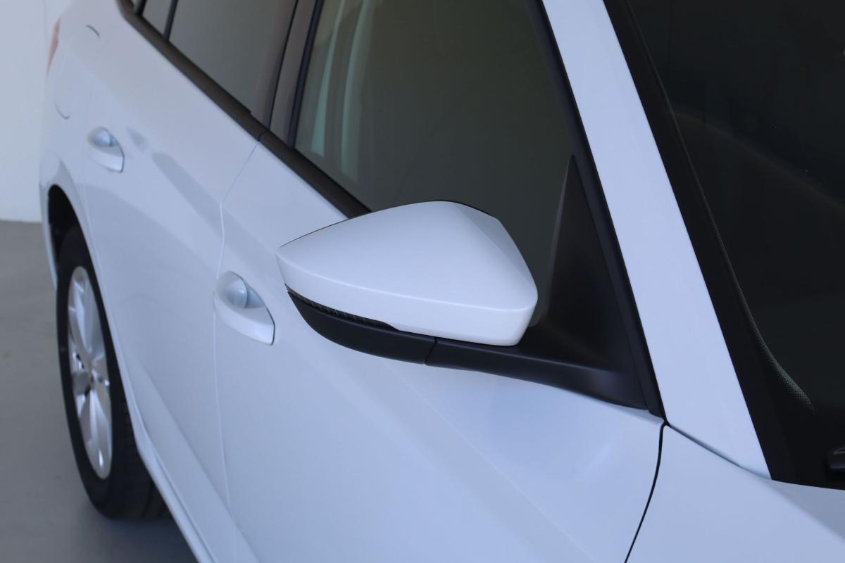 skoda-scala-2024-gasolina-999cc