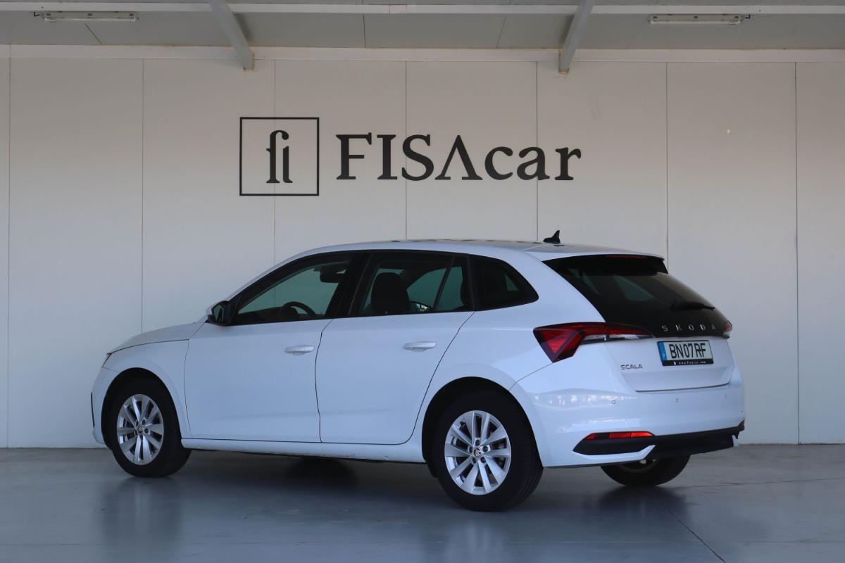 skoda-scala-2024-gasolina-999cc