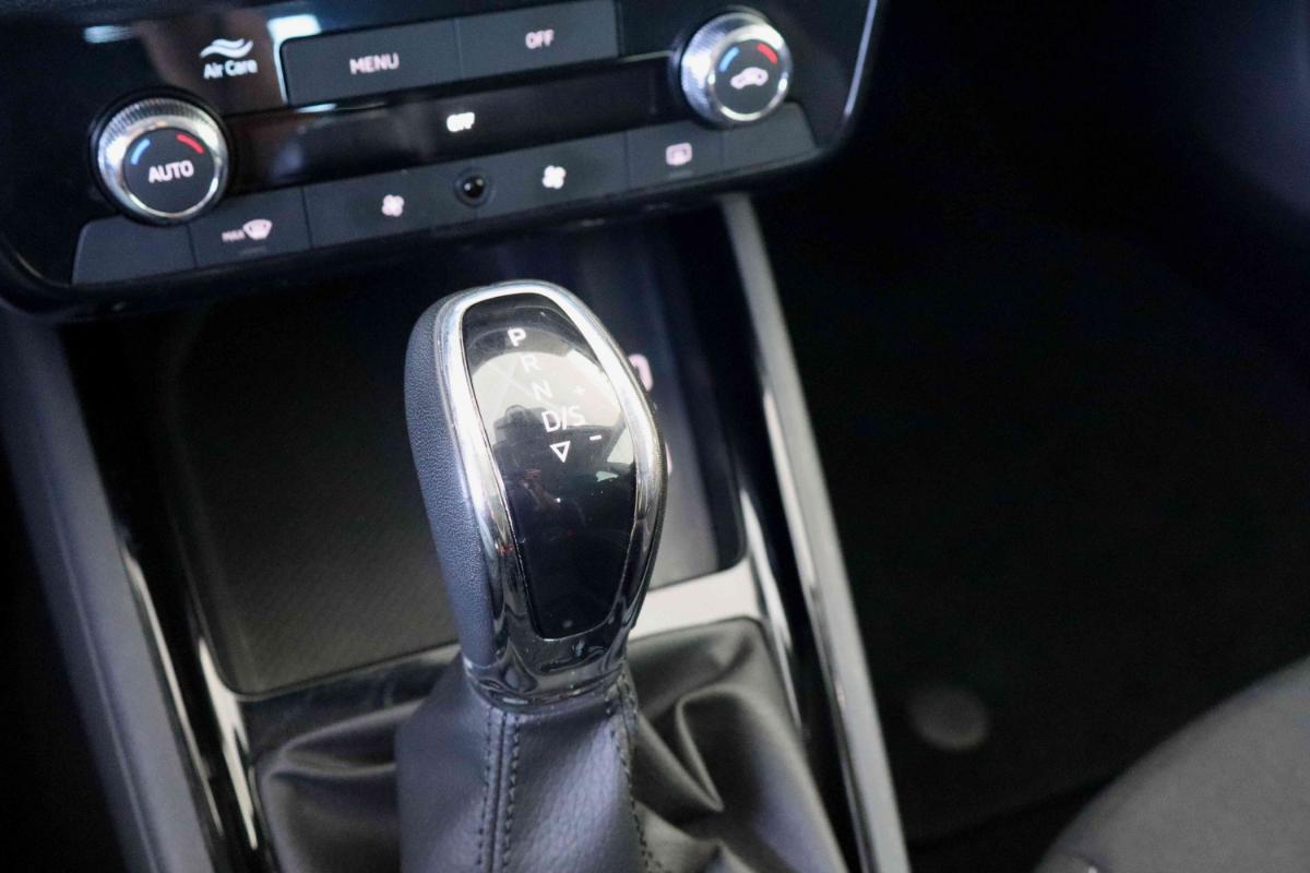 skoda-scala-2024-gasolina-999cc