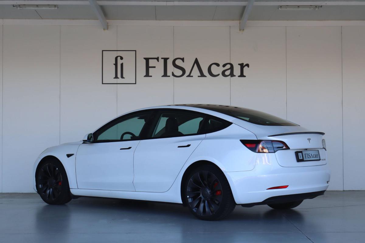 tesla-model-3-2022-eletrico-500cc