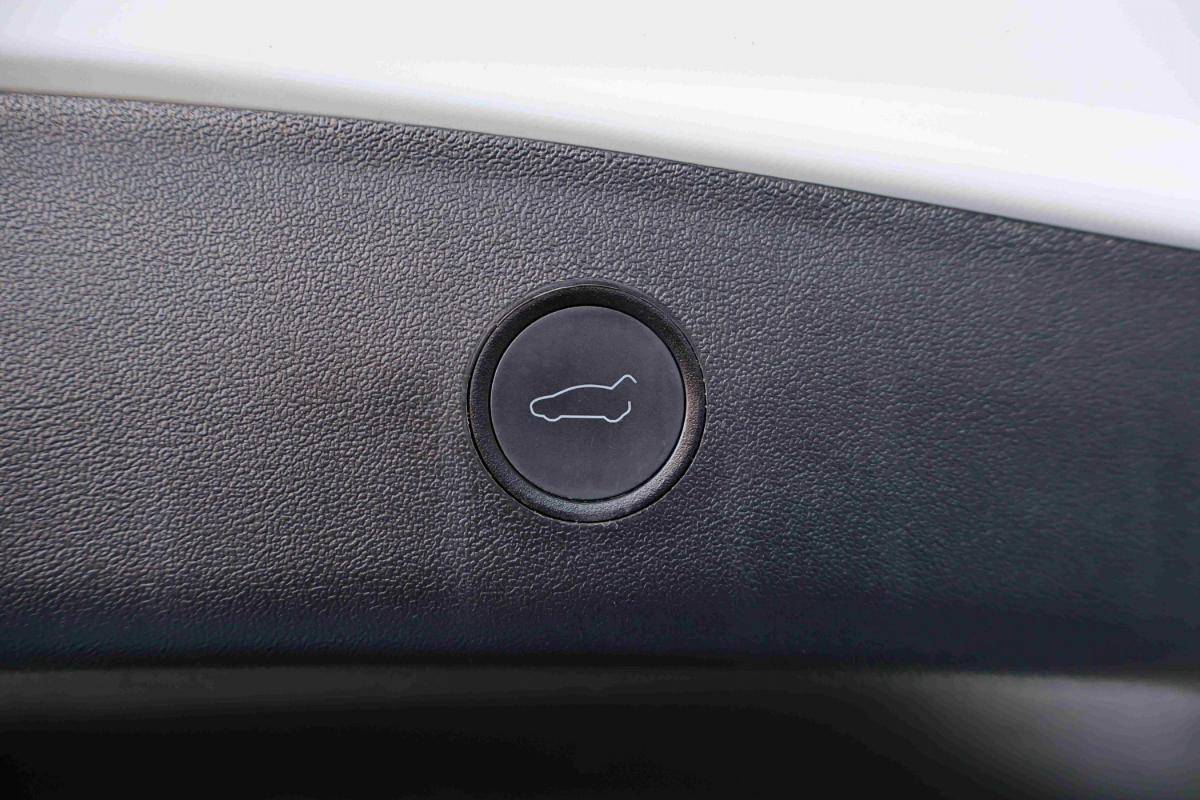 tesla-model-3-2022-eletrico-500cc