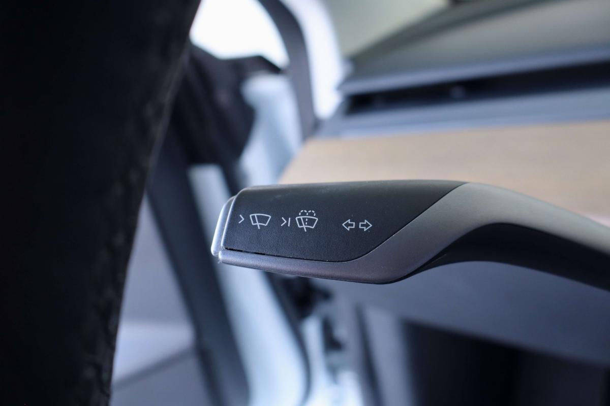 tesla-model-3-2022-eletrico-500cc