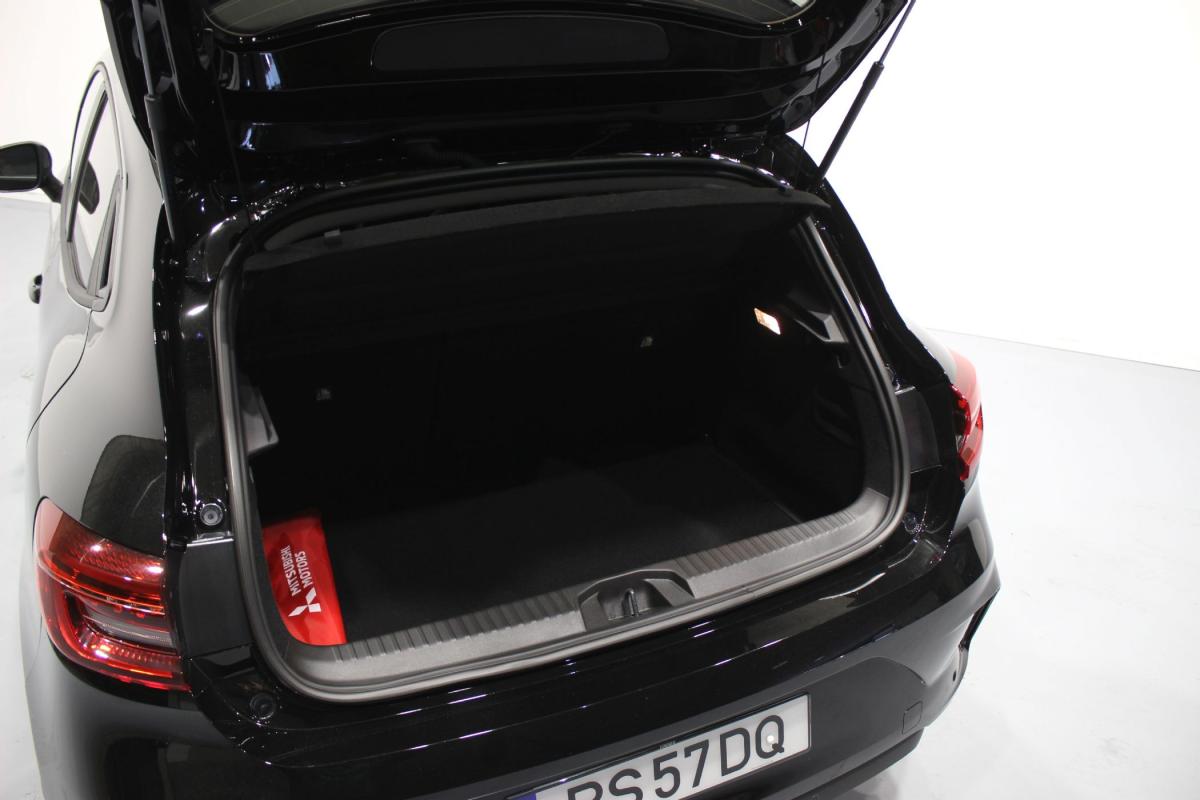 mitsubishi-colt-2025-gpl-999cc