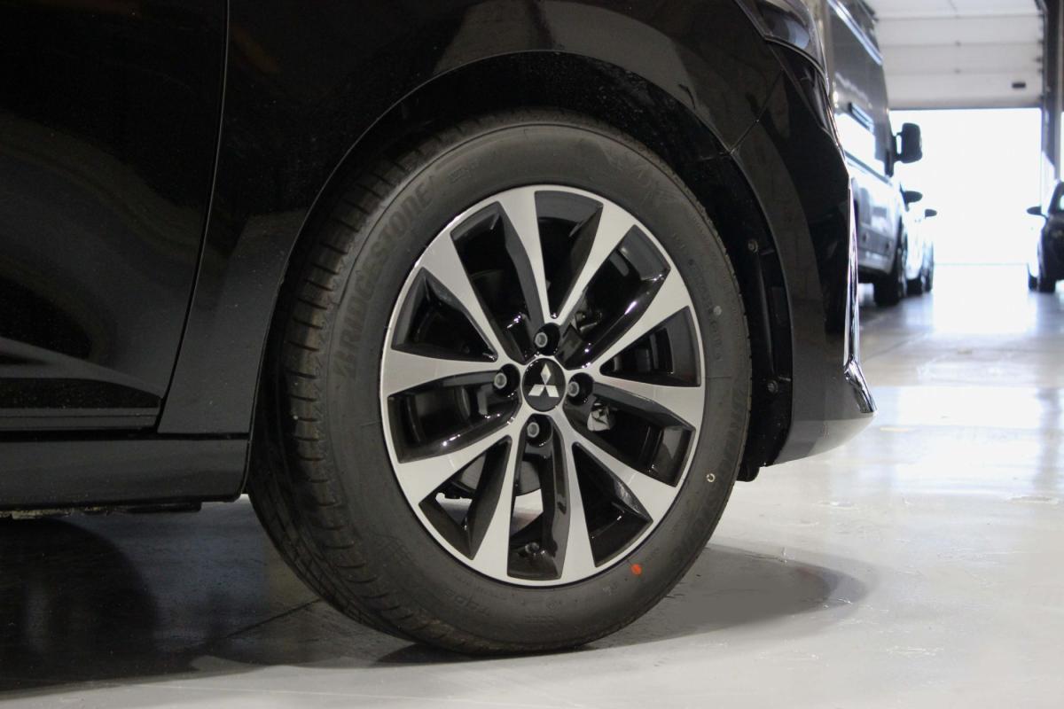 mitsubishi-colt-2025-gpl-999cc