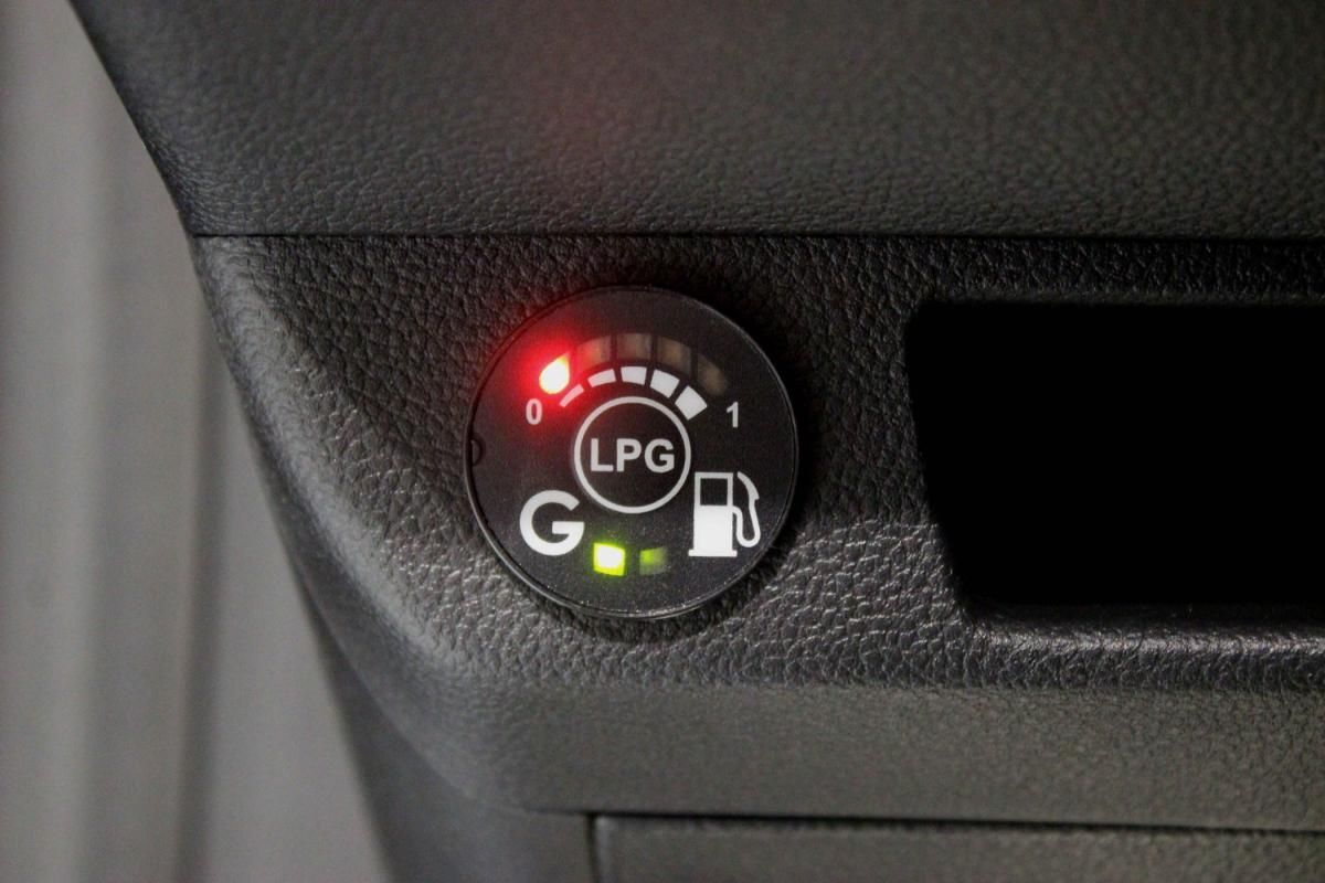 mitsubishi-colt-2025-gpl-999cc
