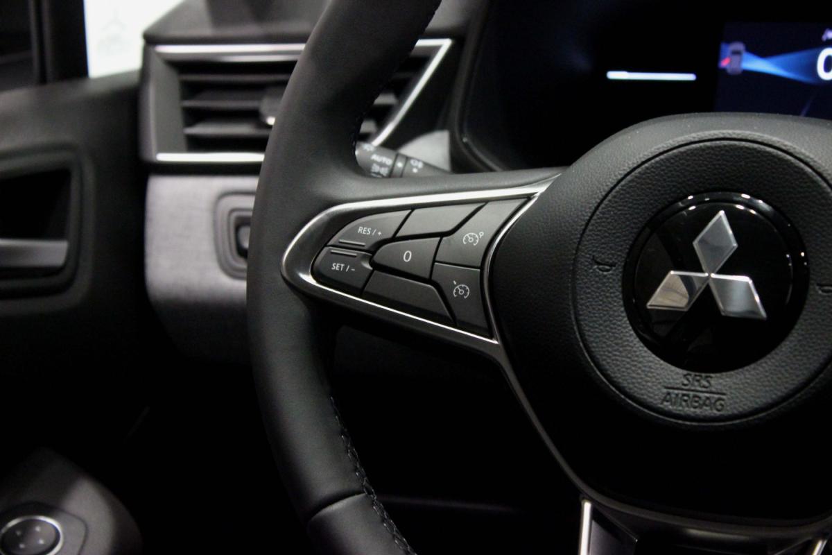 mitsubishi-colt-2025-gpl-999cc