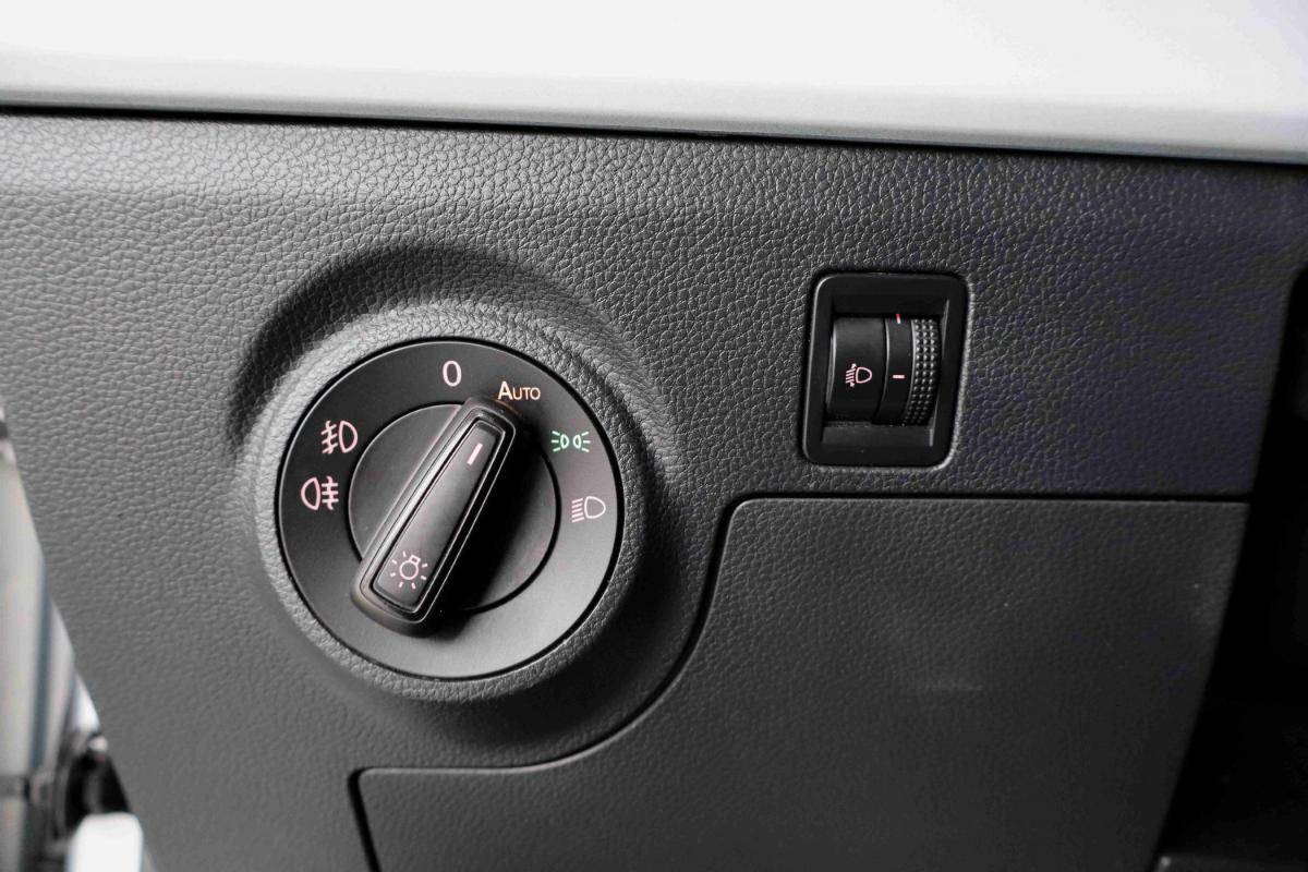 seat-ibiza-2023-gasolina-999cc