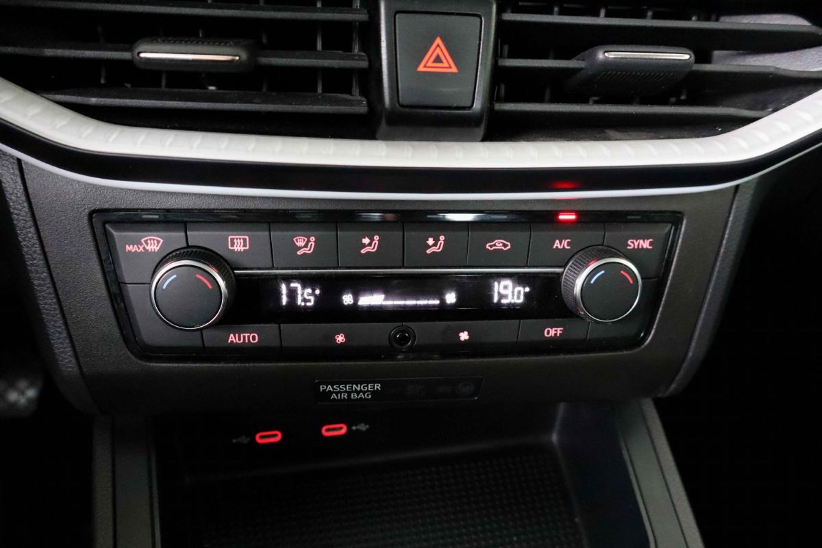 seat-ibiza-2023-gasolina-999cc