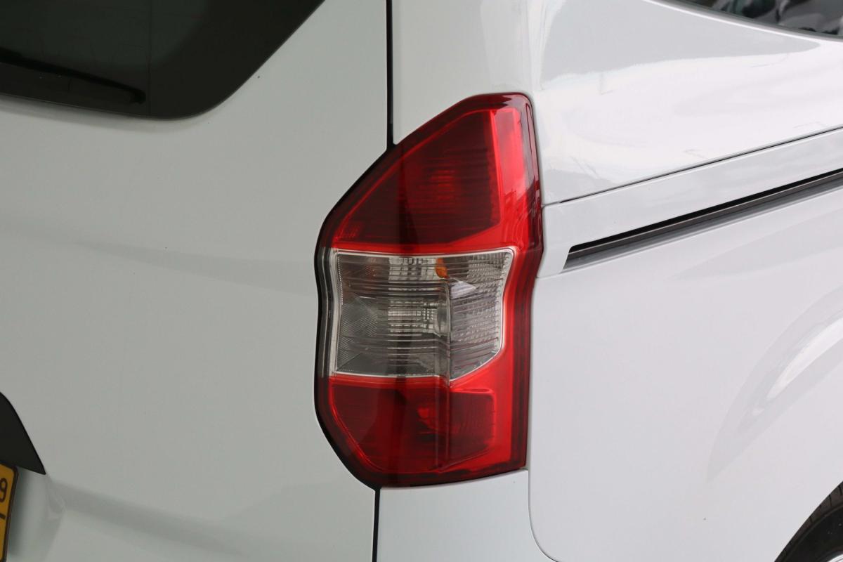 ford-tourneo-courier-2019-diesel-1499cc