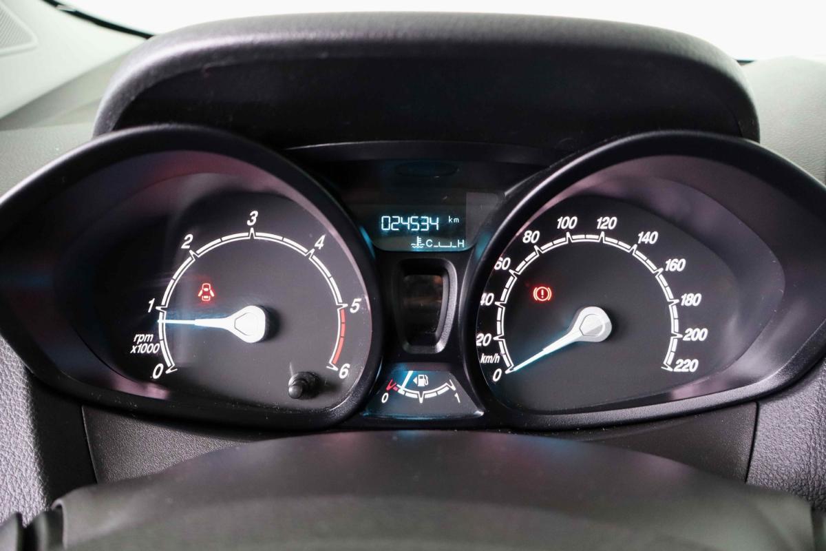 ford-tourneo-courier-2019-diesel-1499cc