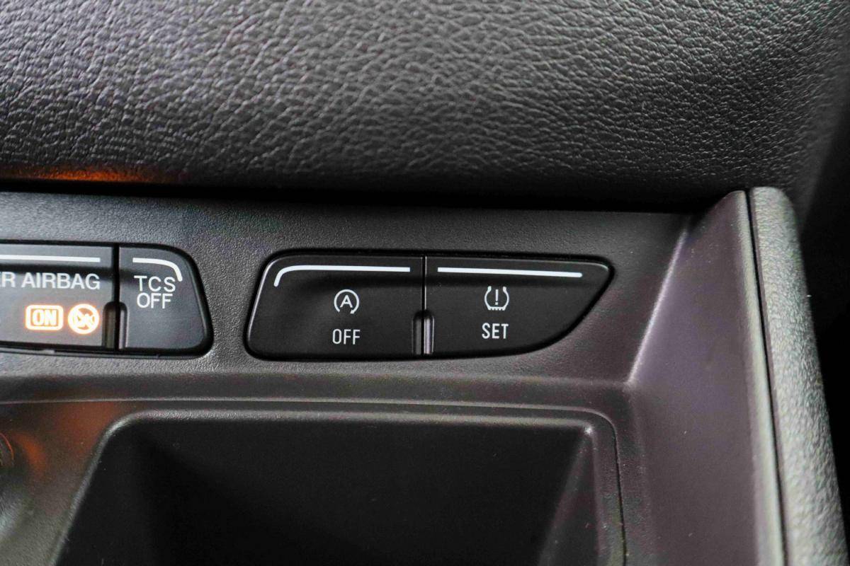 ford-tourneo-courier-2019-diesel-1499cc