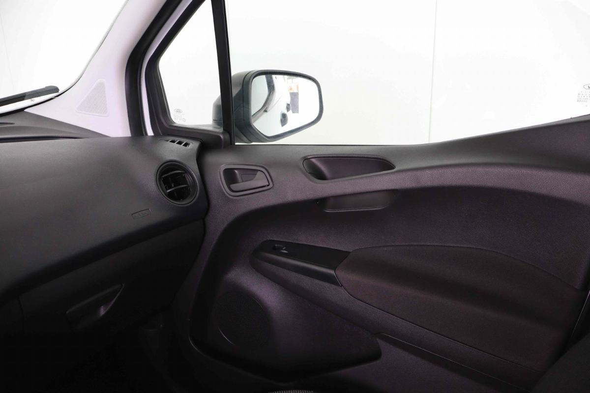ford-tourneo-courier-2019-diesel-1499cc