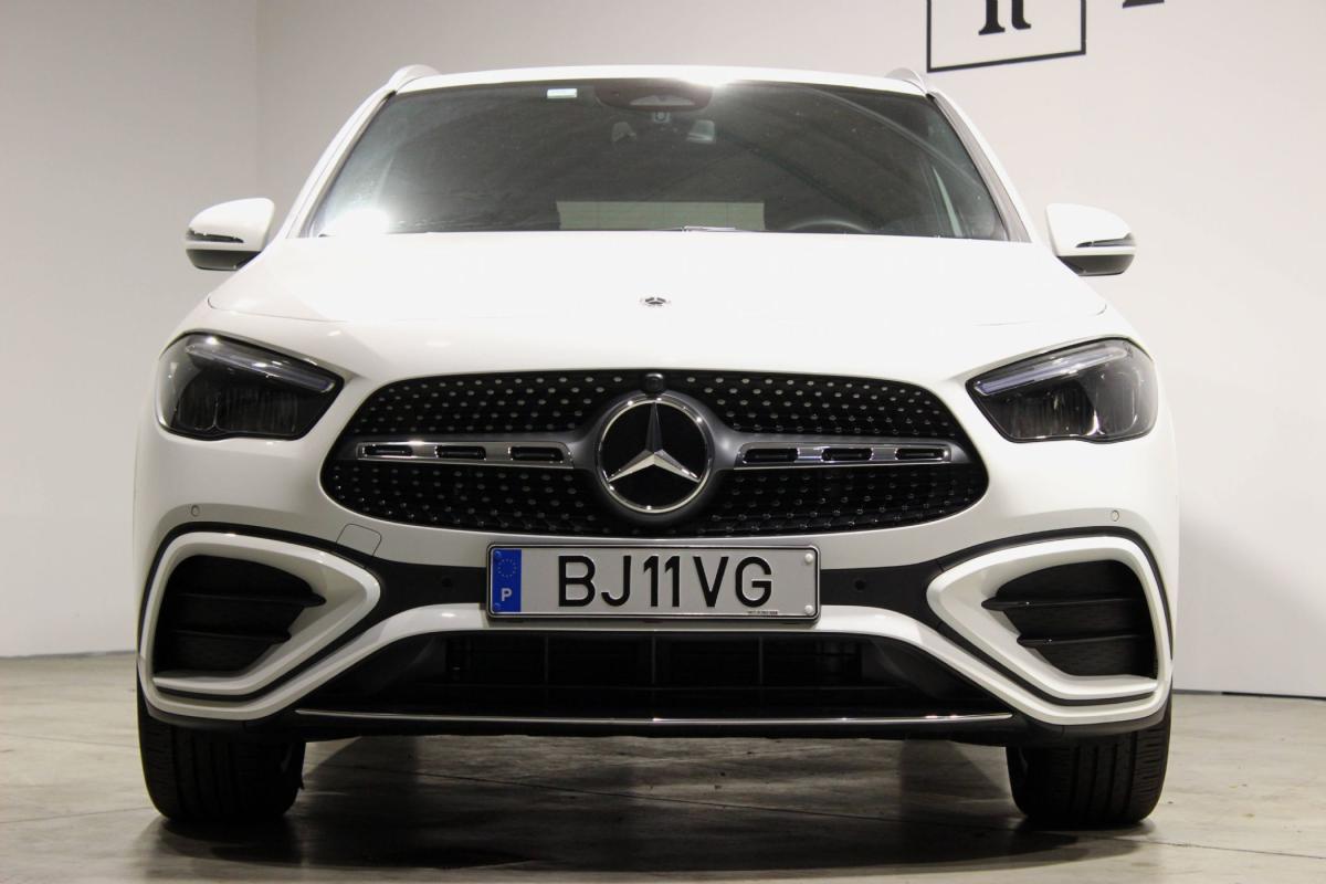 mercedes-benz-gla-2024-diesel-1950cc