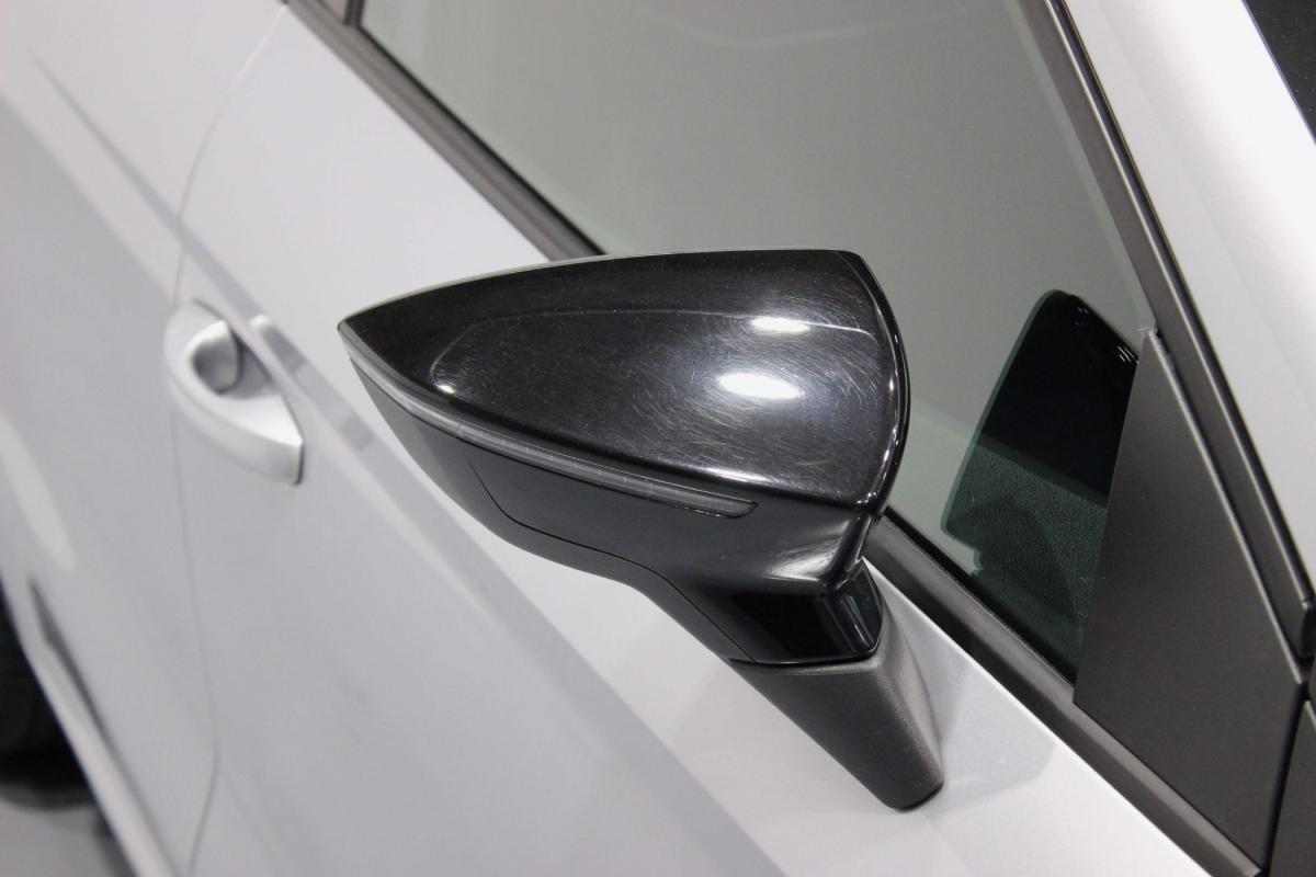 seat-ibiza-2023-gasolina-999cc