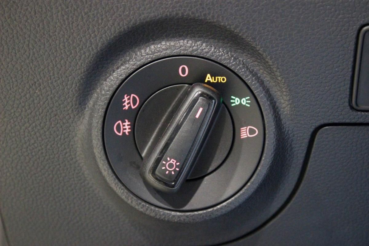 seat-ibiza-2023-gasolina-999cc