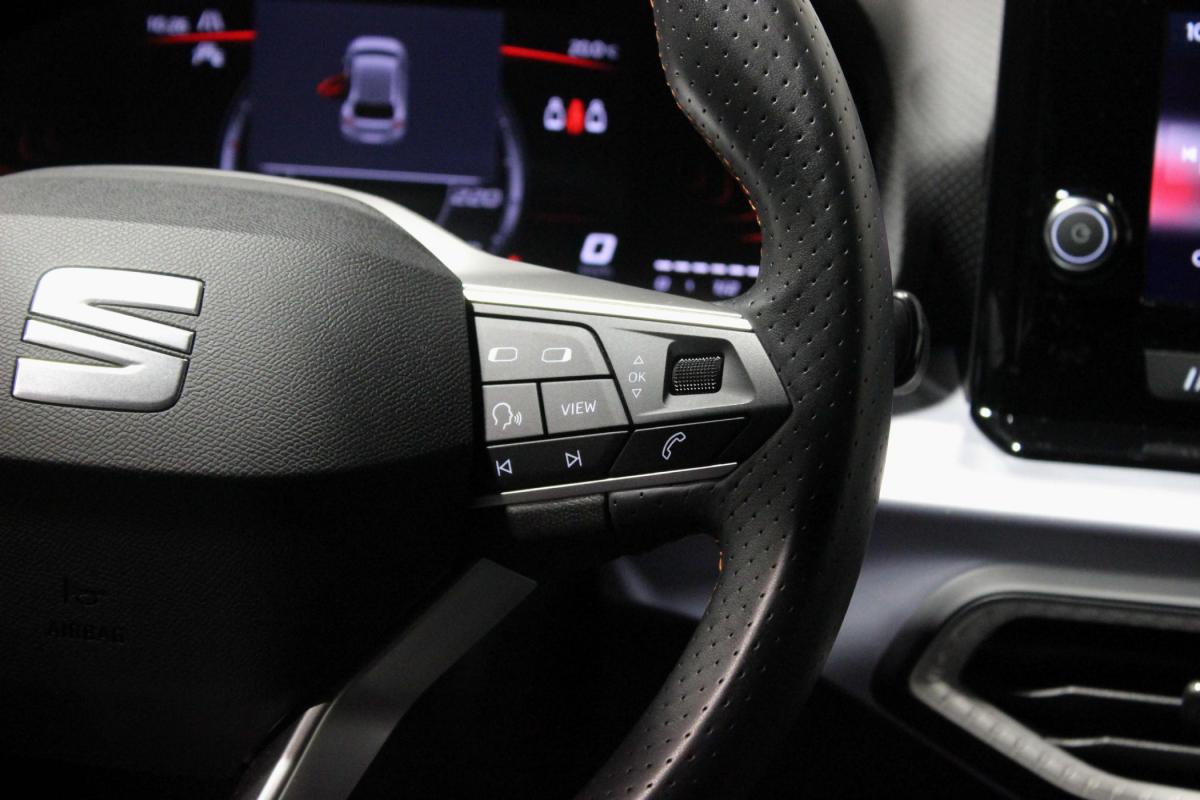 seat-ibiza-2023-gasolina-999cc