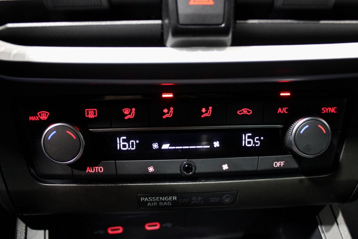 seat-ibiza-2023-gasolina-999cc