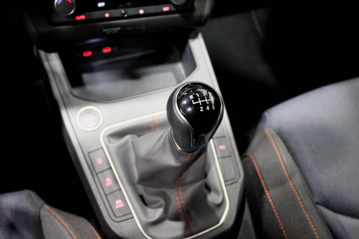 seat-ibiza-2023-gasolina-999cc