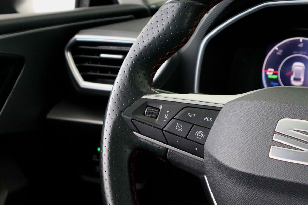 seat-leon-st-2023-hibrido-a-gasolina-1395cc
