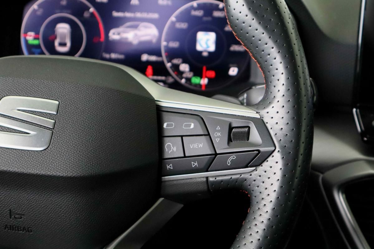 seat-leon-st-2023-hibrido-a-gasolina-1395cc