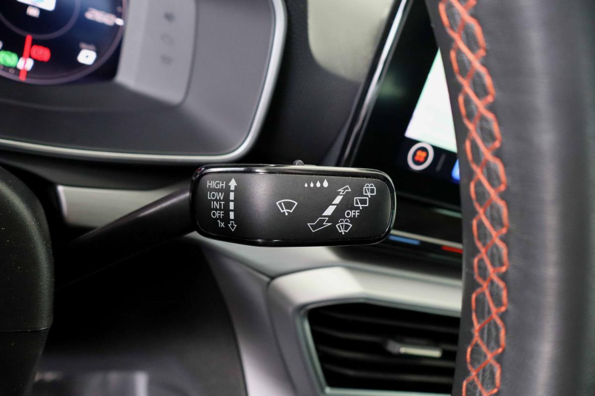 seat-leon-st-2023-hibrido-a-gasolina-1395cc