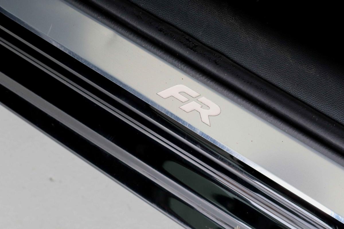 seat-leon-st-2023-hibrido-a-gasolina-1395cc