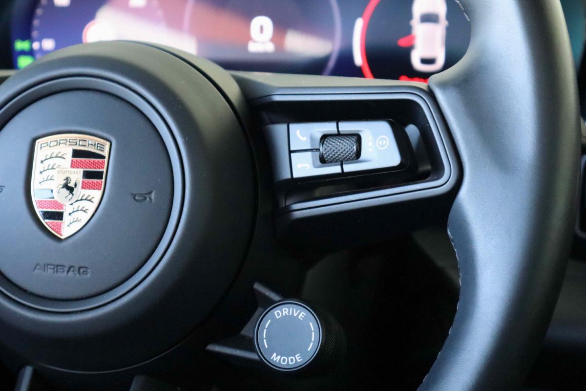 porsche-macan-2025-eletrico-500cc