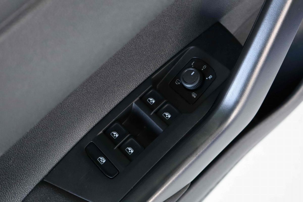 volkswagen-polo-2024-gasolina-999cc