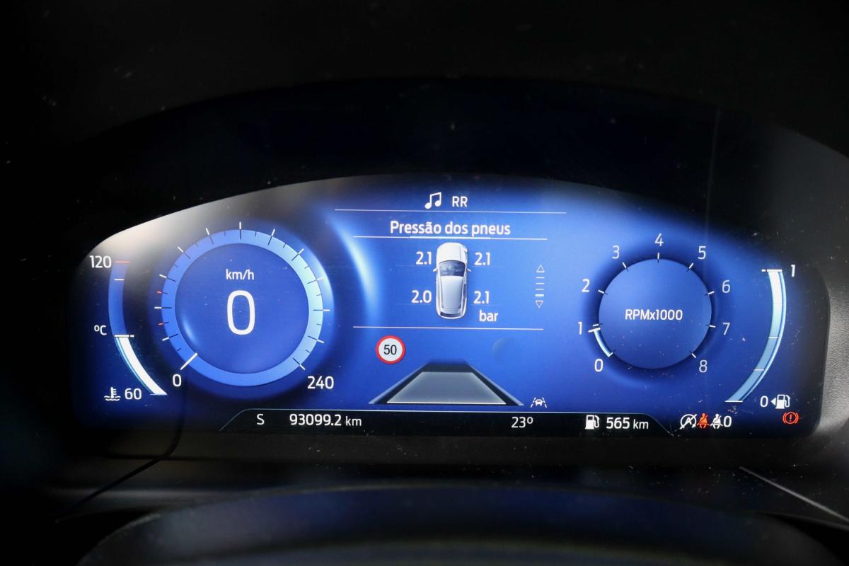 ford-kuga-2023-gasolina-1499cc