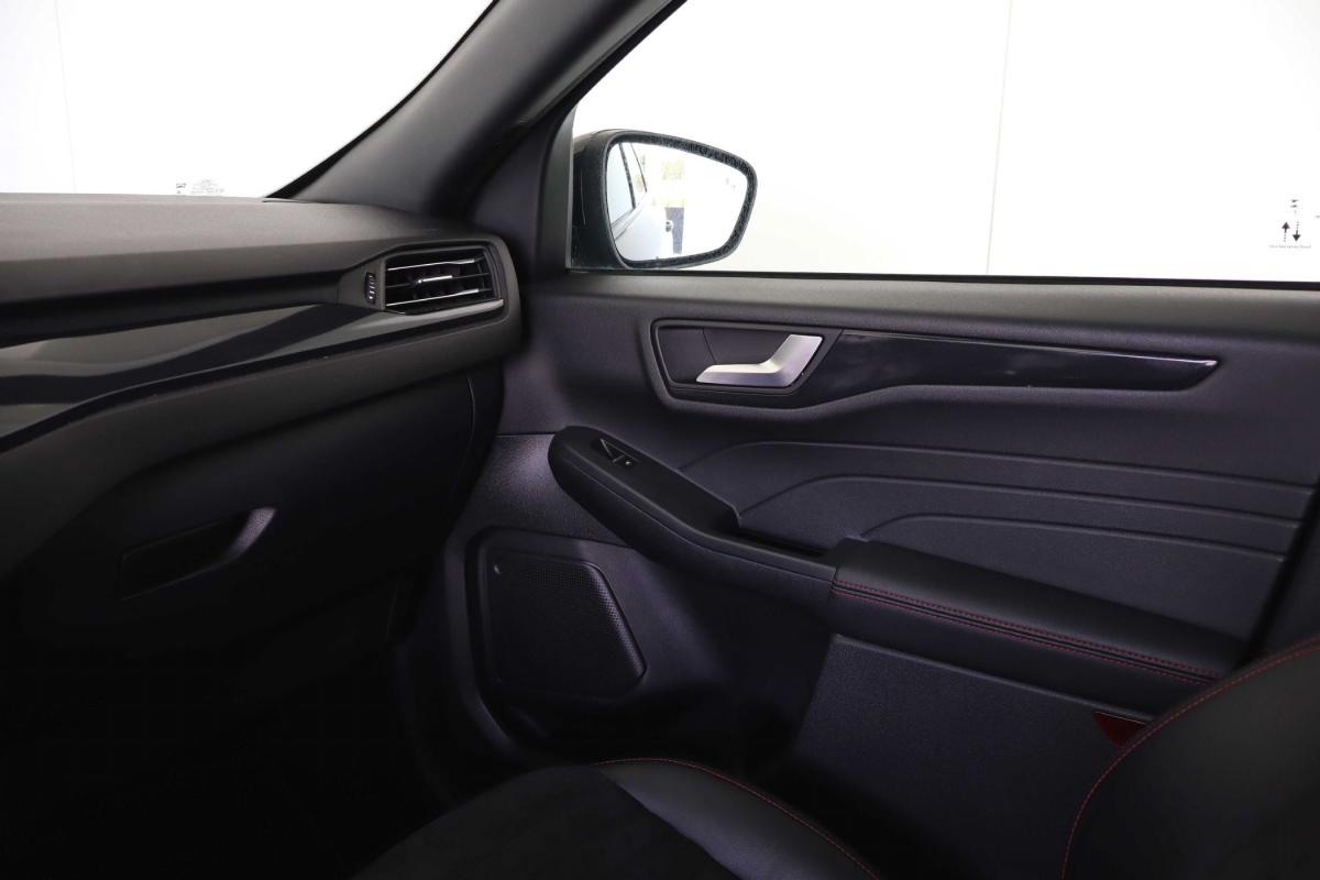ford-kuga-2023-gasolina-1499cc