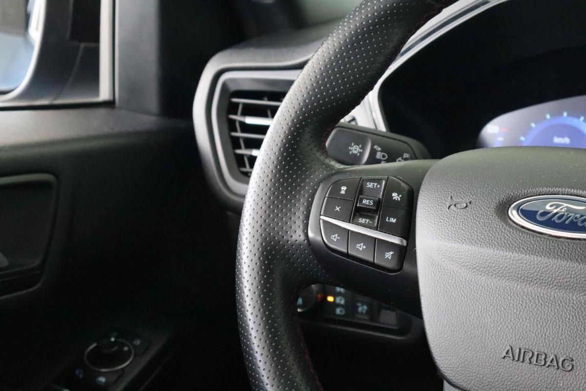 ford-kuga-2023-gasolina-1499cc