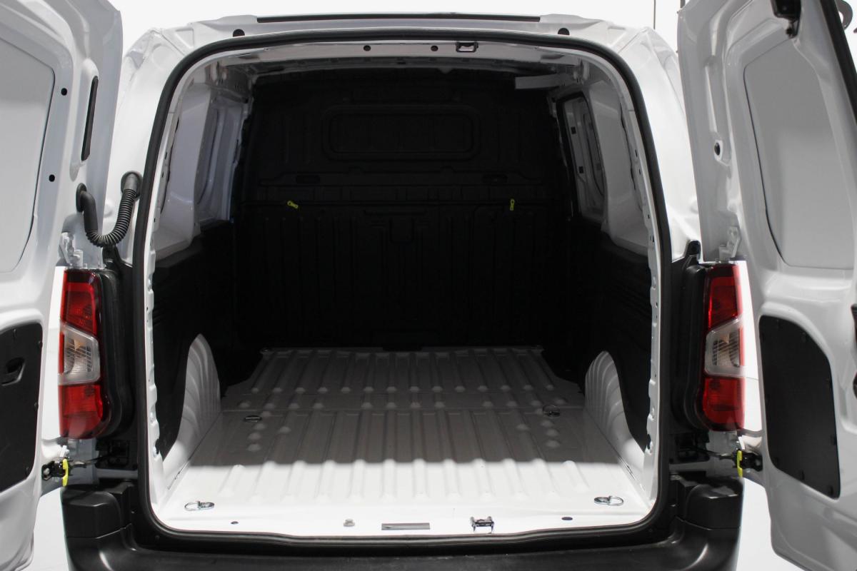 fiat-doblo-2024-diesel-1499cc