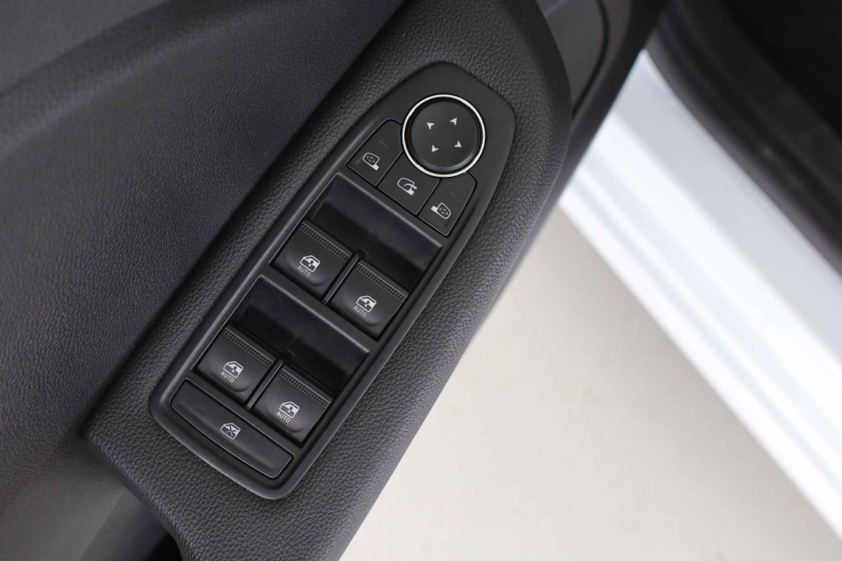 mitsubishi-colt-2025-gpl-999cc