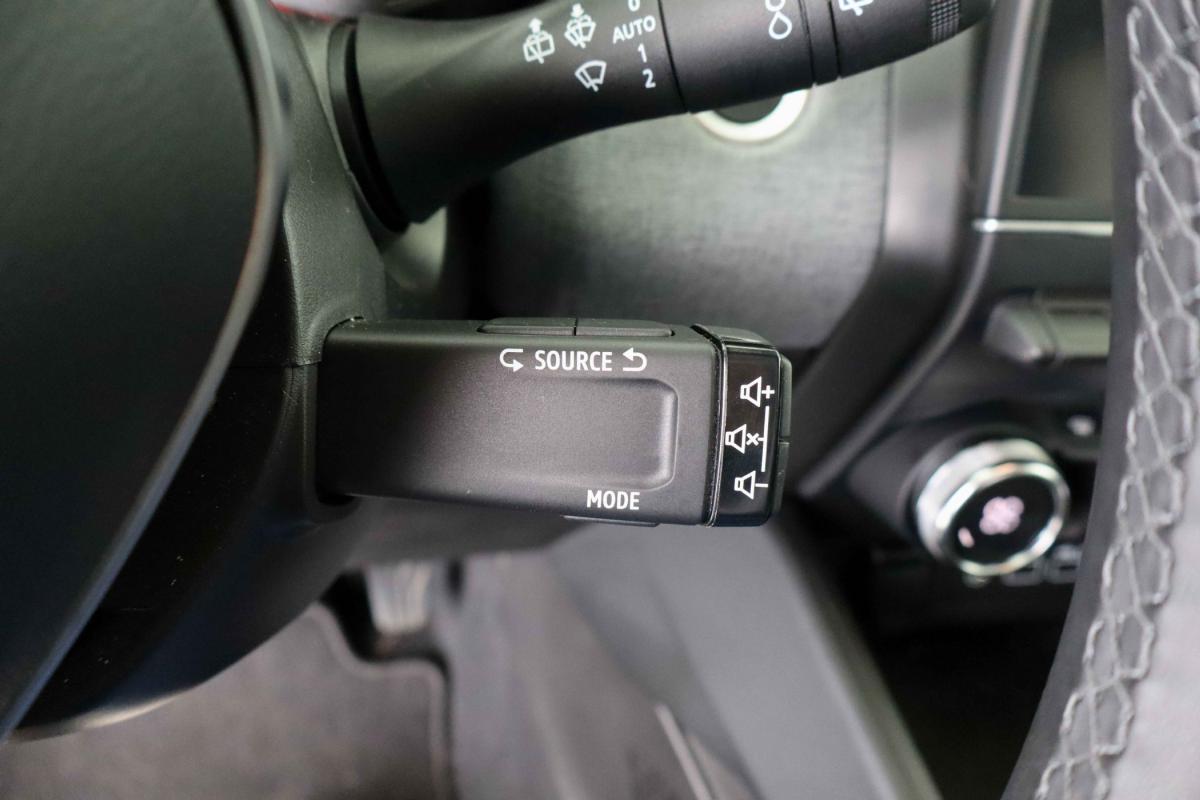 mitsubishi-colt-2025-gpl-999cc