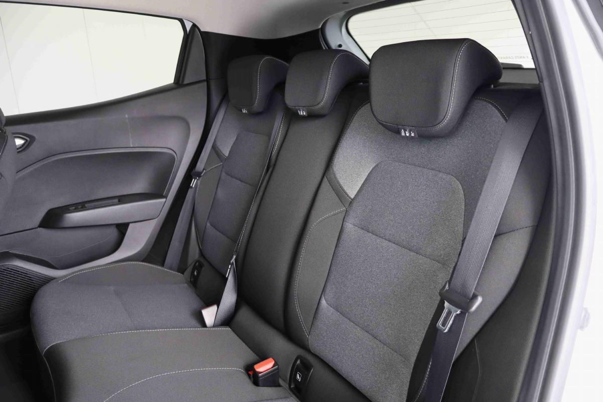 mitsubishi-colt-2025-gpl-999cc