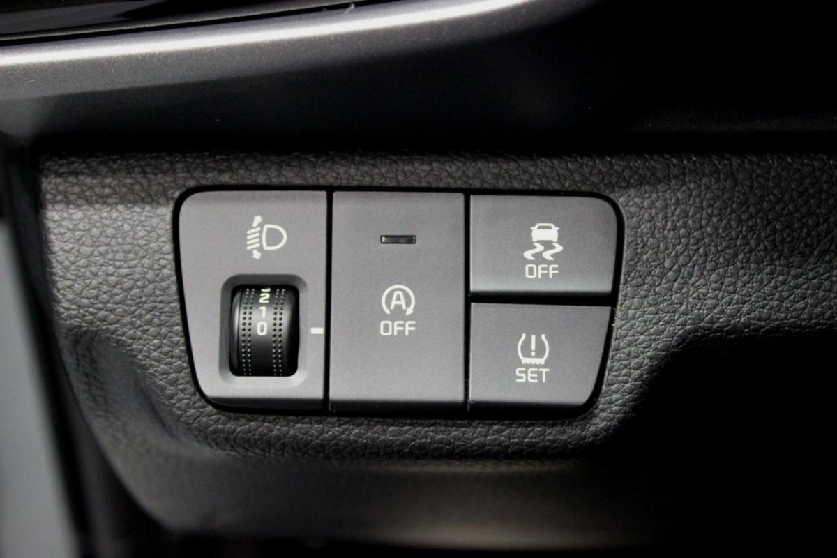 kia-stonic-2025-gasolina-998cc