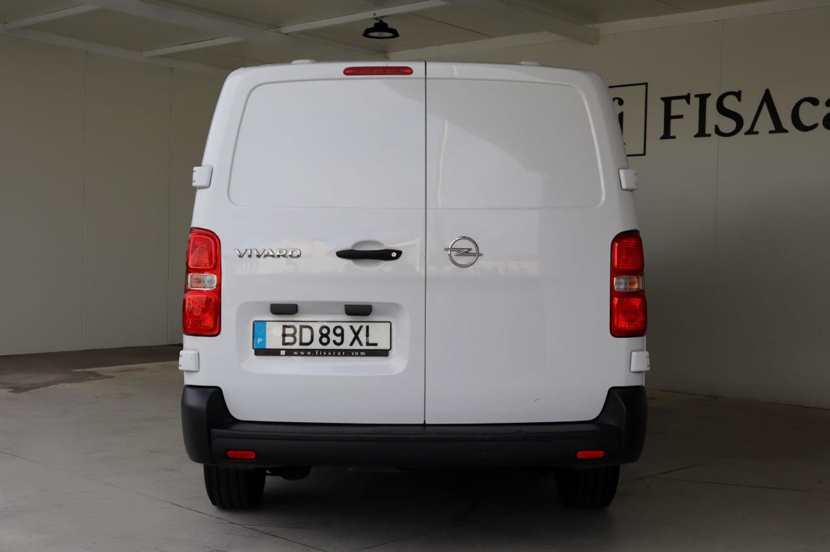 opel-vivaro-2023-diesel-1997cc